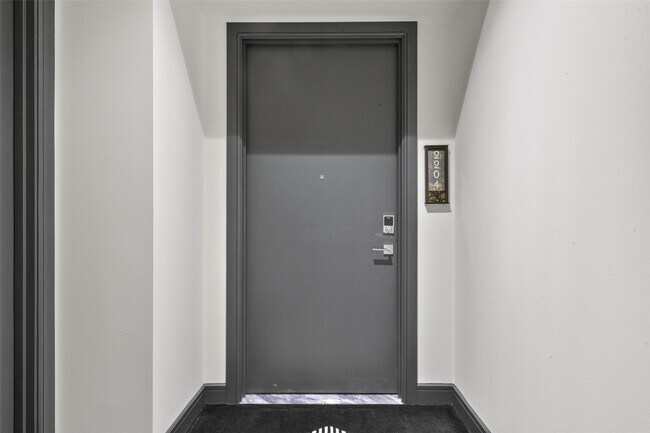 Foto del edificio - 4521 San Felipe St