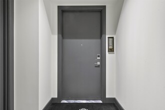 Building Photo - 4521 San Felipe St