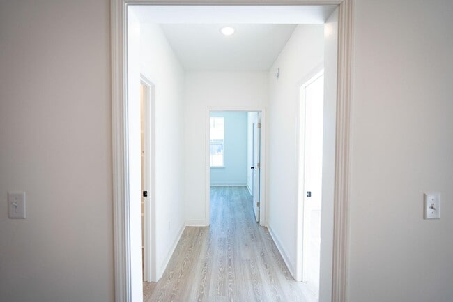 Building Photo - The Premiere at Brunswick Apartment Homes