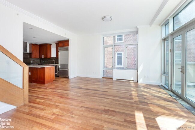 Foto del edificio - 3220 Arlington Ave