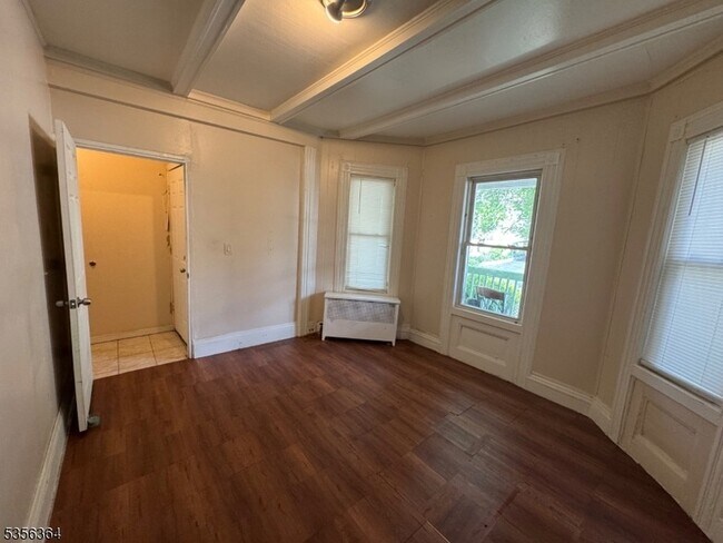 Foto del edificio - 712 E 27th St