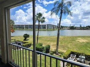 Building Photo - 3737 Lake Bayshore Dr