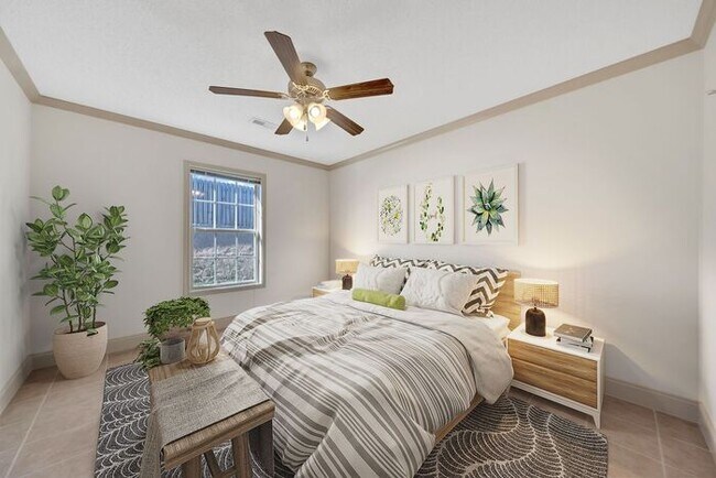 Foto del edificio - Suncrest Village 2BR/1 Bath One Level with Attached Garage