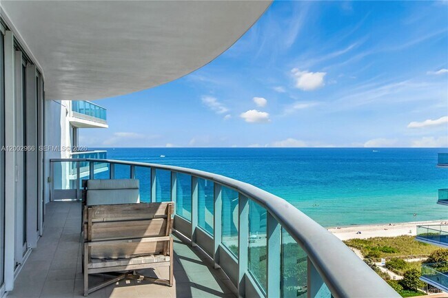 Foto del edificio - 9401 Collins Ave