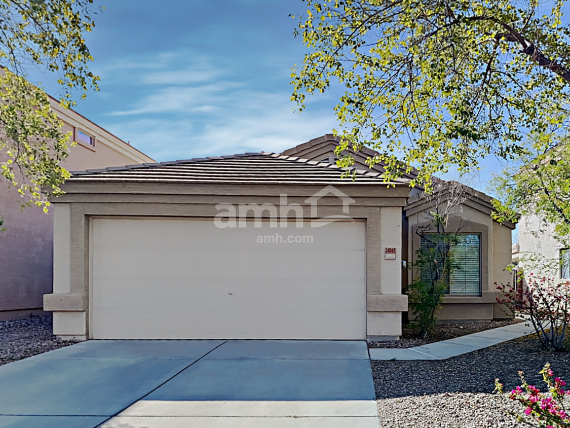 Foto principal - 24045 W Antelope Trail