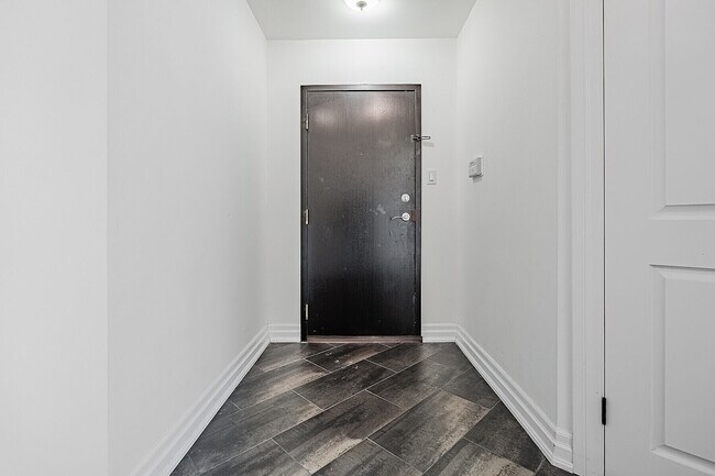 Photo du bâtiment - 10 Queens Quay W