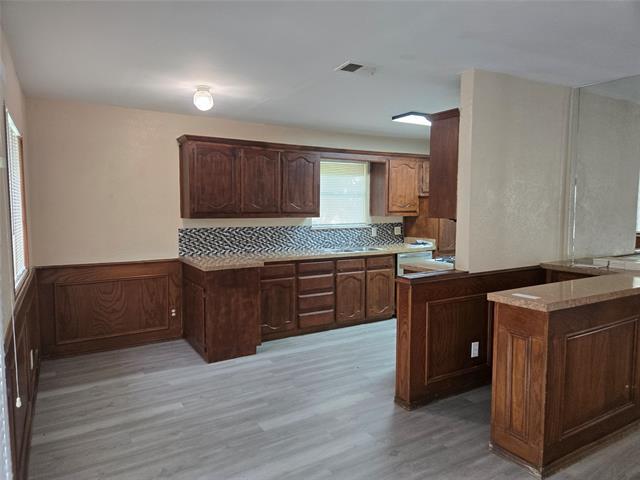 Foto del edificio - 502 Moonlight Dr