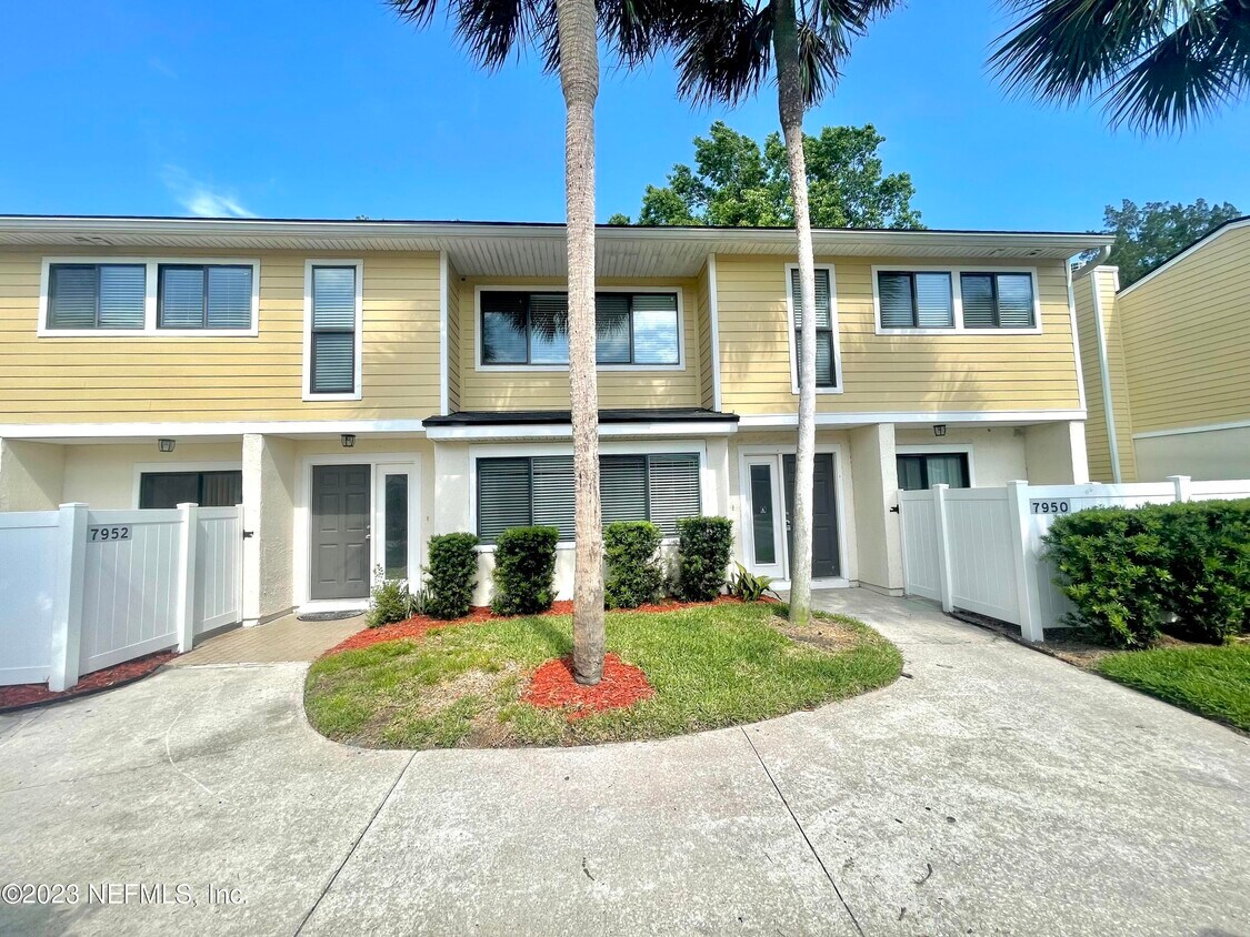7952 Los Robles Ct Unit 7952, Jacksonville, FL 32256 Condo for Rent