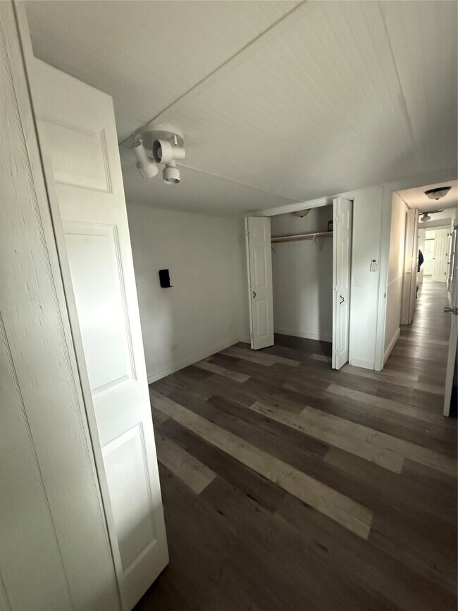 Foto del edificio - 310 E Jack Ave