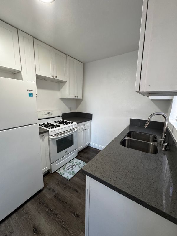 Foto del edificio - 6319 Gallant St