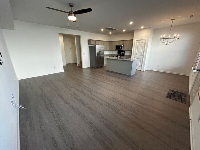 Foto del edificio - 2656 Lakevilla Dr