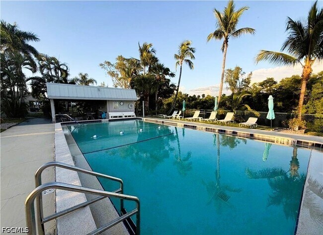 Foto del edificio - 3920 Orange Grove Blvd