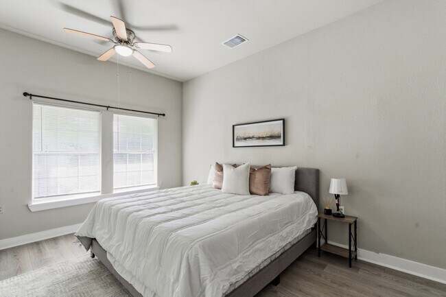 Foto del edificio - 314 West Cevallos-SI ID1363386P