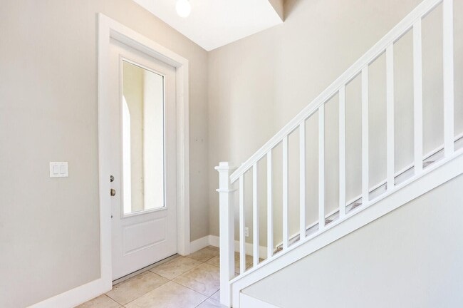 Building Photo - 5173 Beckman Ter
