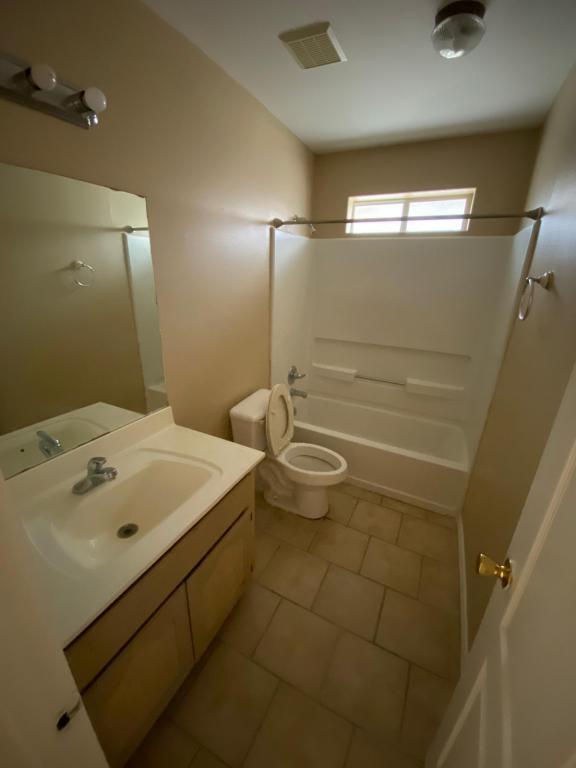 Building Photo - 3709 Faith Hill St Apt 1