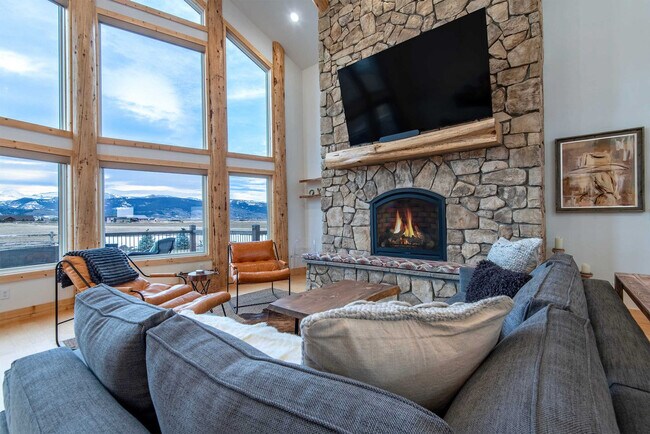 Foto del edificio - 4535 Roxanne St