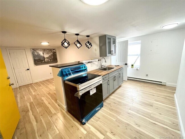 Foto del edificio - 546 Main St