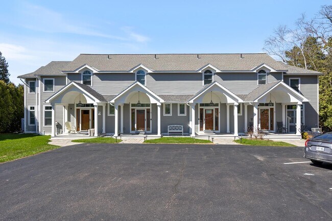 Foto del edificio - 38 Pebble Beach Rd