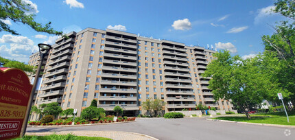 Building Photo - Arlington Apartments