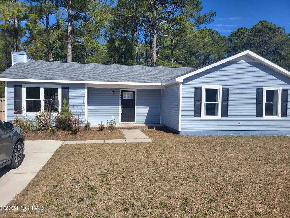 Primary Photo - 243 Sand Ridge Rd