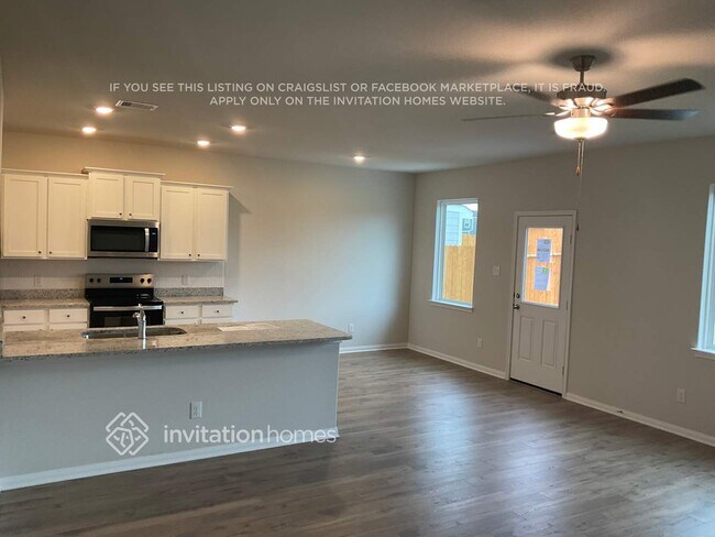 Foto del edificio - 8207 Blooming Meadow Ln