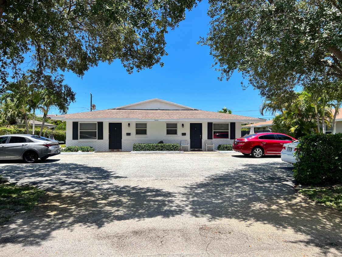 Excelente apartamento y vecindario - 3013 Albatross Rd