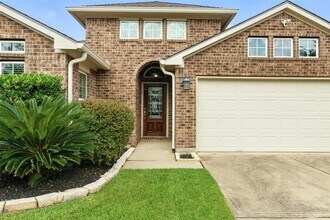 Building Photo - 16327 Tyler Reach Dr