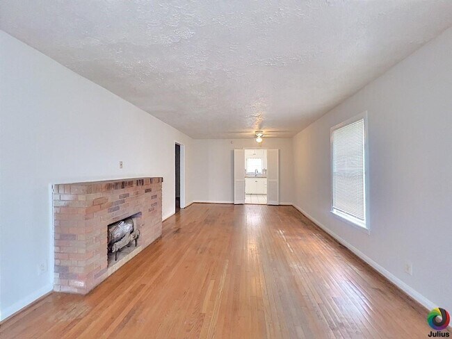Building Photo - 1701 11th St
