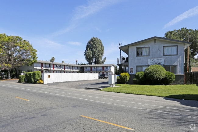 Building Photo - Taylor Terrace