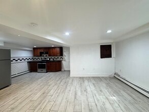 Building Photo - 80 Sherman Pl