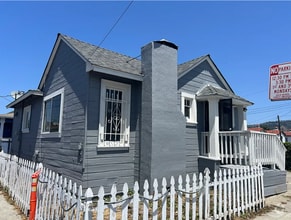 Building Photo - 1517 76th Ave