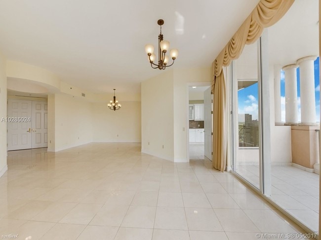 Building Photo - 626 Coral Way