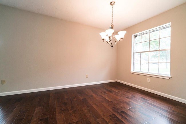Foto del edificio - 2314 Pebbledowne Cir