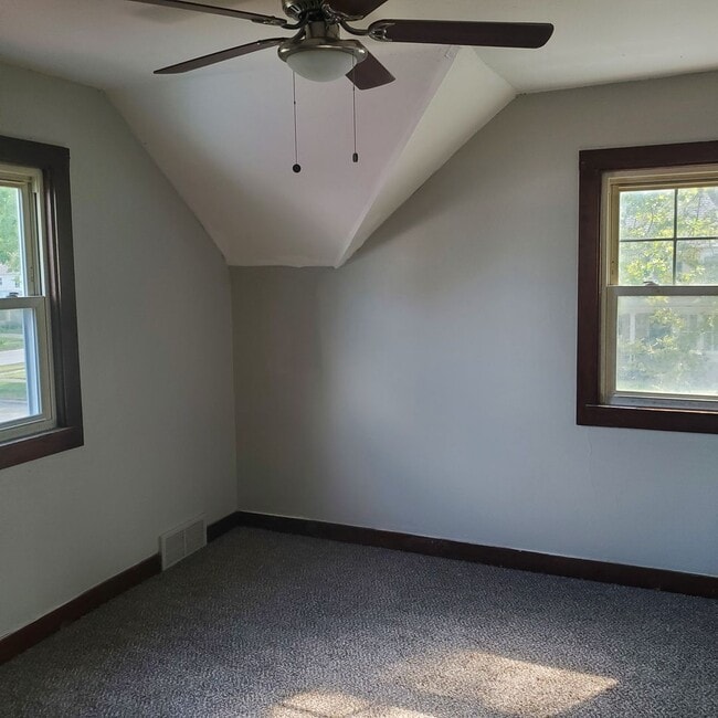 Building Photo - 3BDRM HOUSE FOR RENT