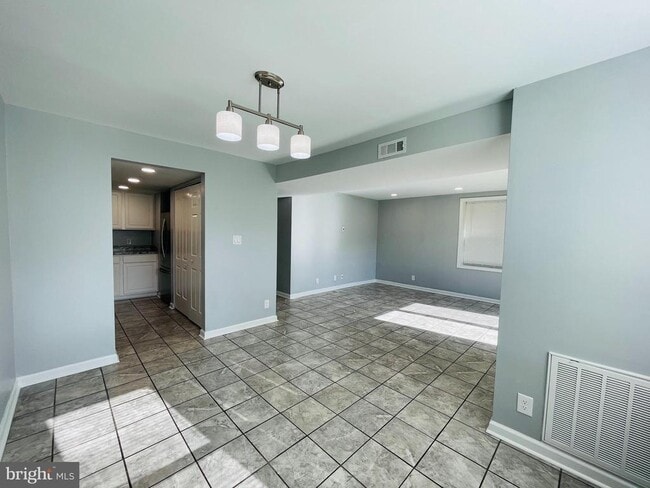 Building Photo - 202 Chesterfield Ln