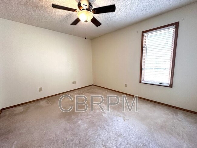 Foto del edificio - 9716 Orlando Ave