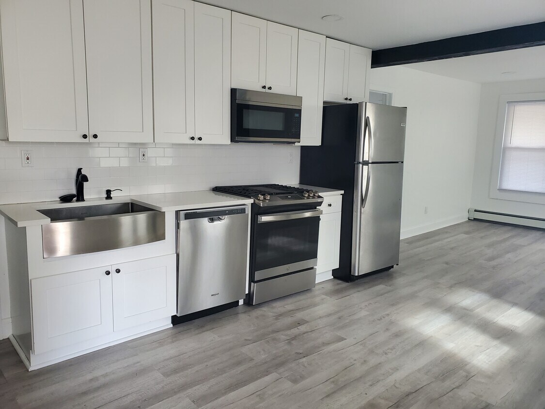 128 Liberty St Unit 128, Southington, CT 06489 Apartments in Southington, CT