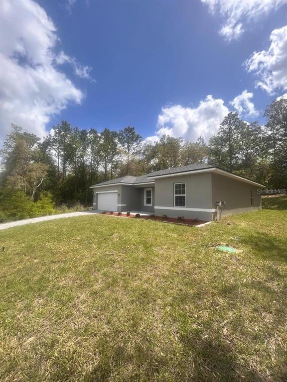 Building Photo - 9451 N Emellia Ave