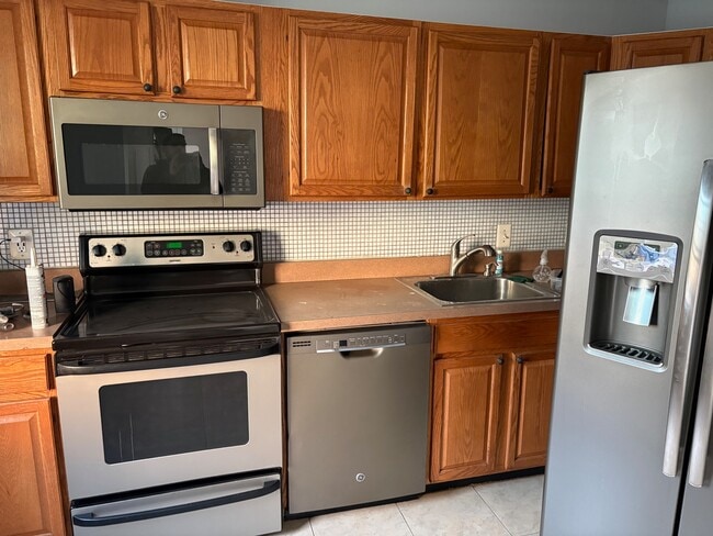 Building Photo - 11953 Old Columbia Pike