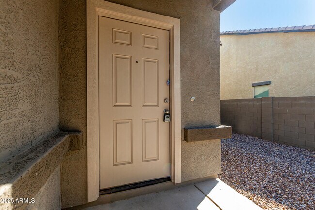 Foto del edificio - 331 W Mammoth Cave Dr