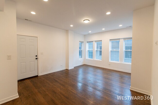 Foto del edificio - 1339 W Early Ave