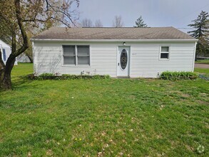 Building Photo - 417 Wood Ave