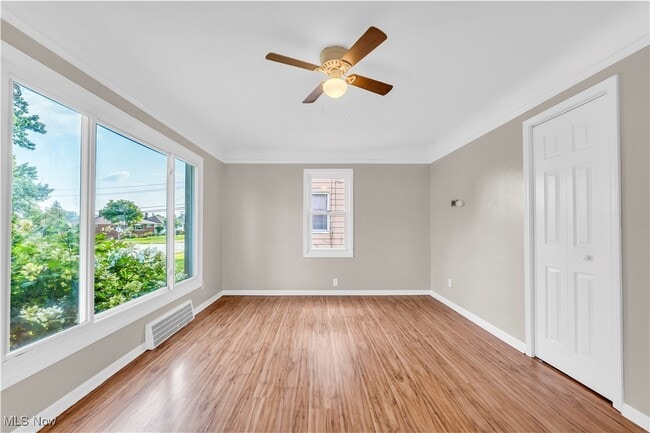 Building Photo - 2411 Brookdale Ave