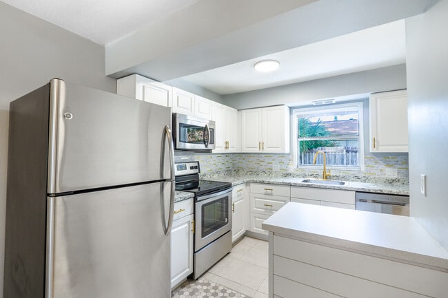 Foto del edificio - 3860 7th Ave N
