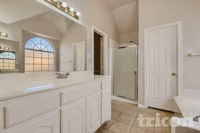 Foto del edificio - 1711 Newcastle Dr