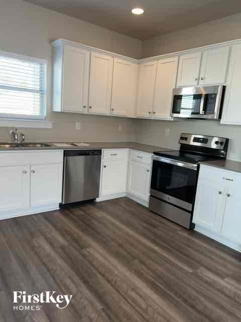 Building Photo - 125 Avalon Way