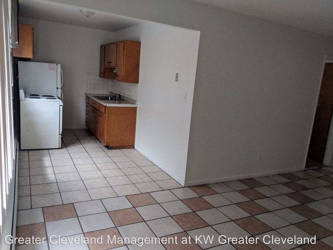 Building Photo - 4110 Storer Ave