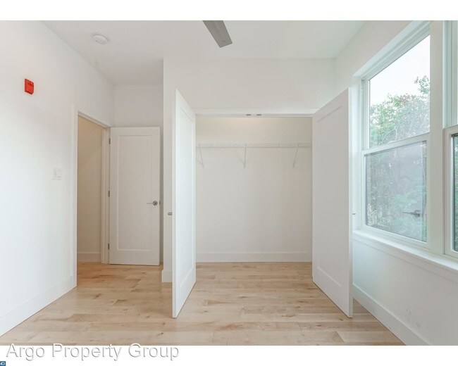 Building Photo - 1219 N 27th St