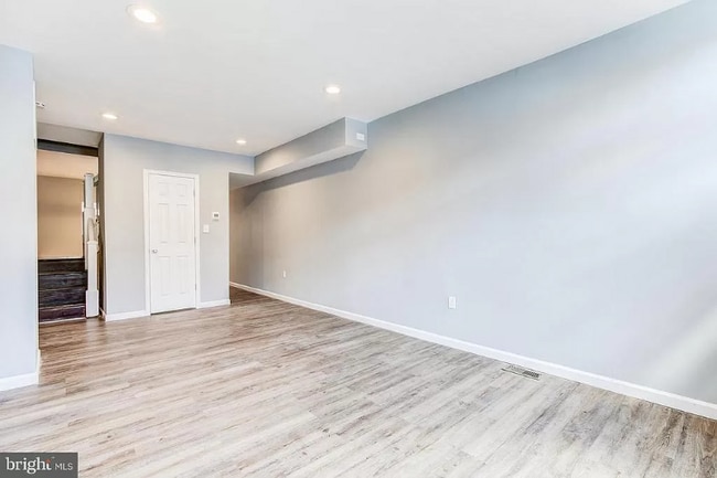 Building Photo - 1132 Nanticoke St