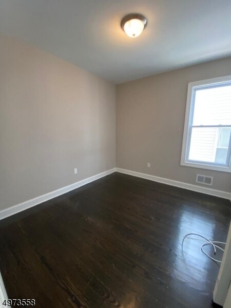 Building Photo - 144 Wilson Ave